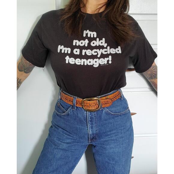 Vintage 80's "I'm not old, I am a recycled teenager" single stitch  t shirt. - Picture 1 of 9